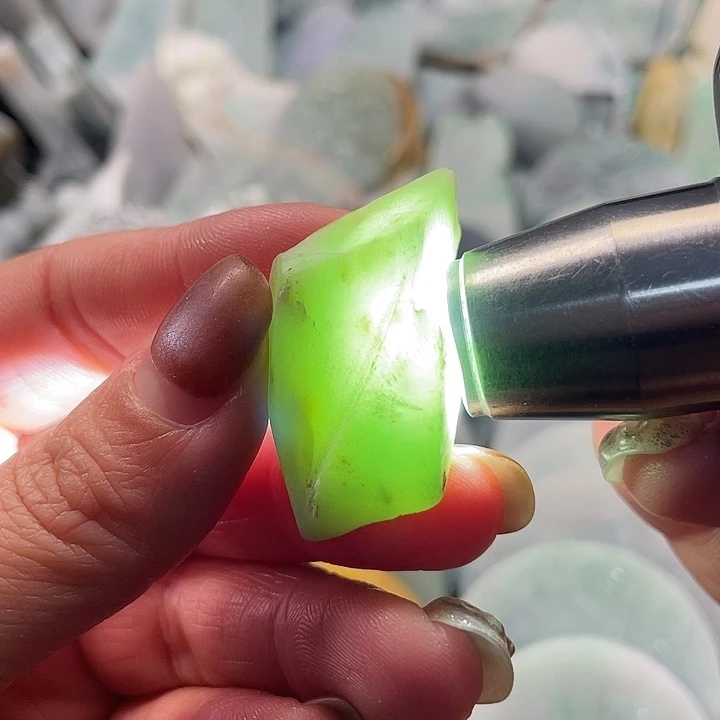 裸石翡翠18000000