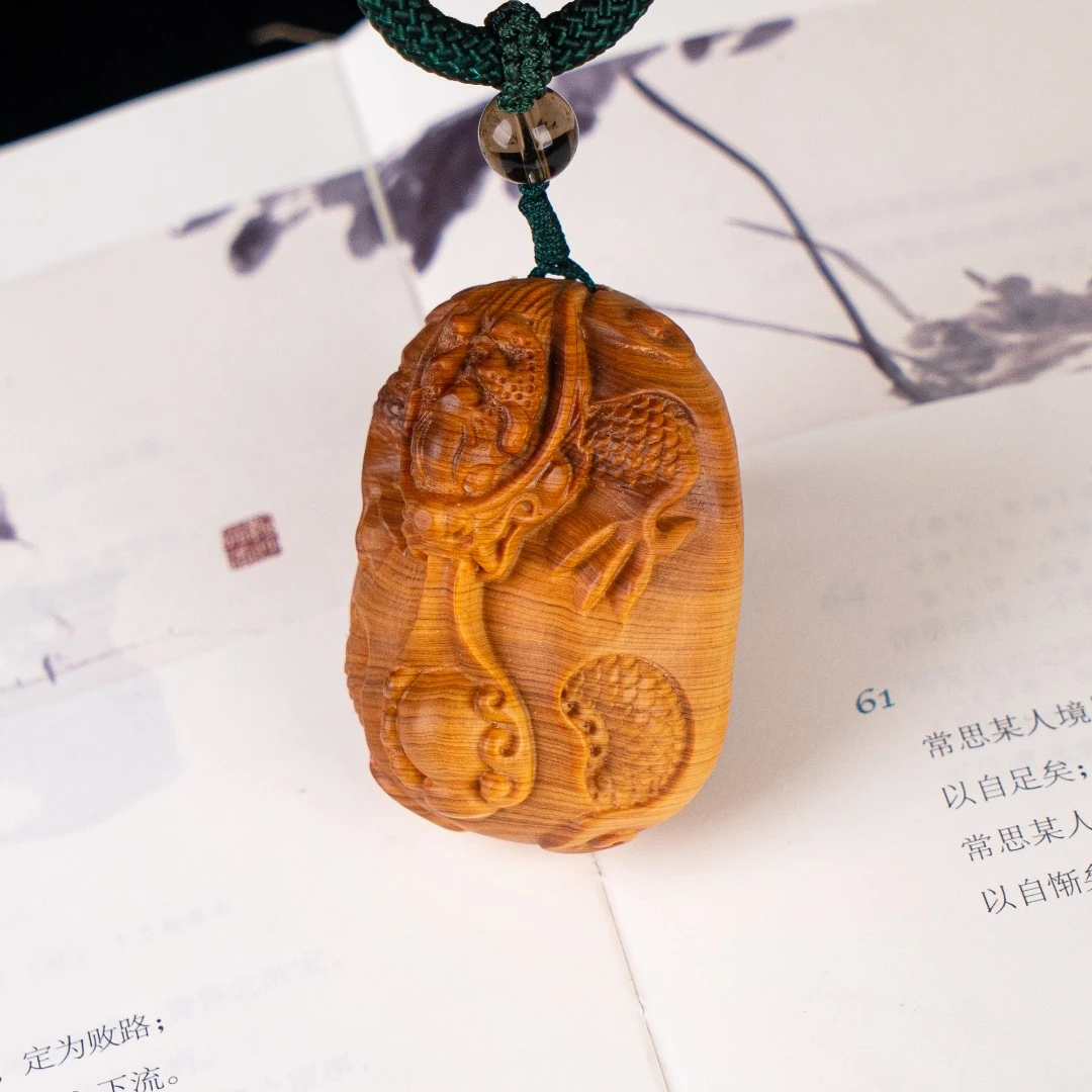 【城丽】崖柏雕刻龙手工挂件车挂/个FL-930-2