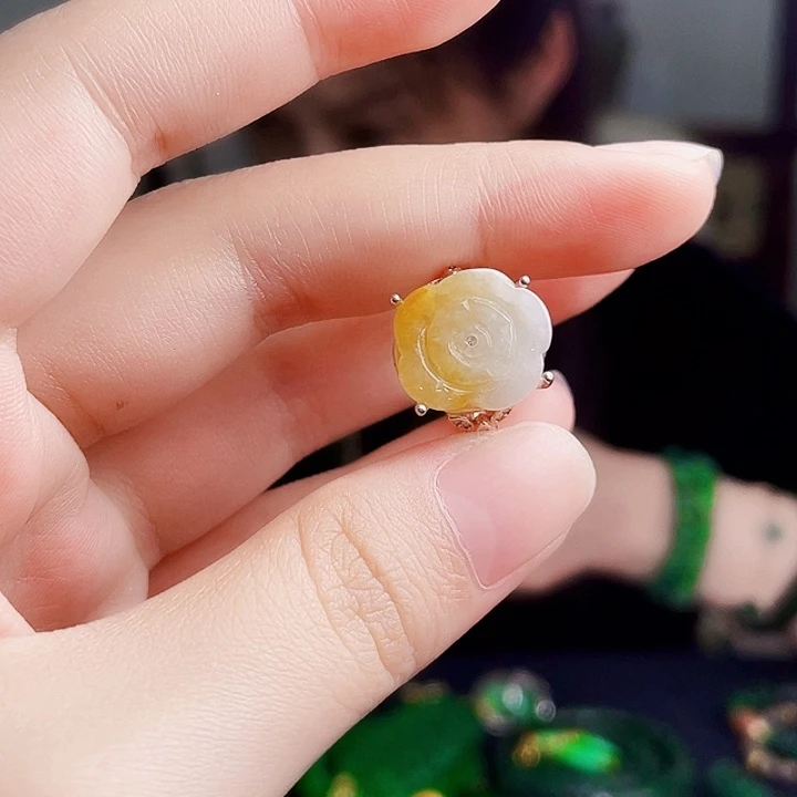 翡翠银S925镶嵌颈饰多样性