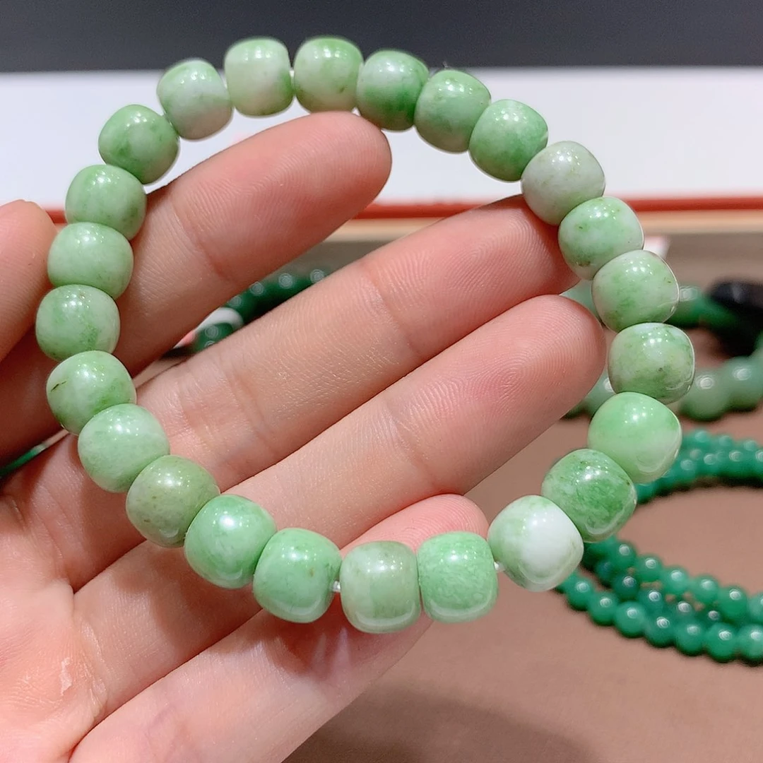 独山玉未镶嵌挂件