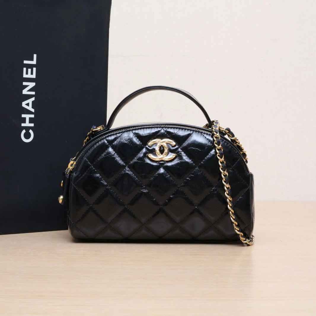 未使用 Chanel/香奈儿 小花6珊 23k 金扣菱格纹保龄球单肩包黑色