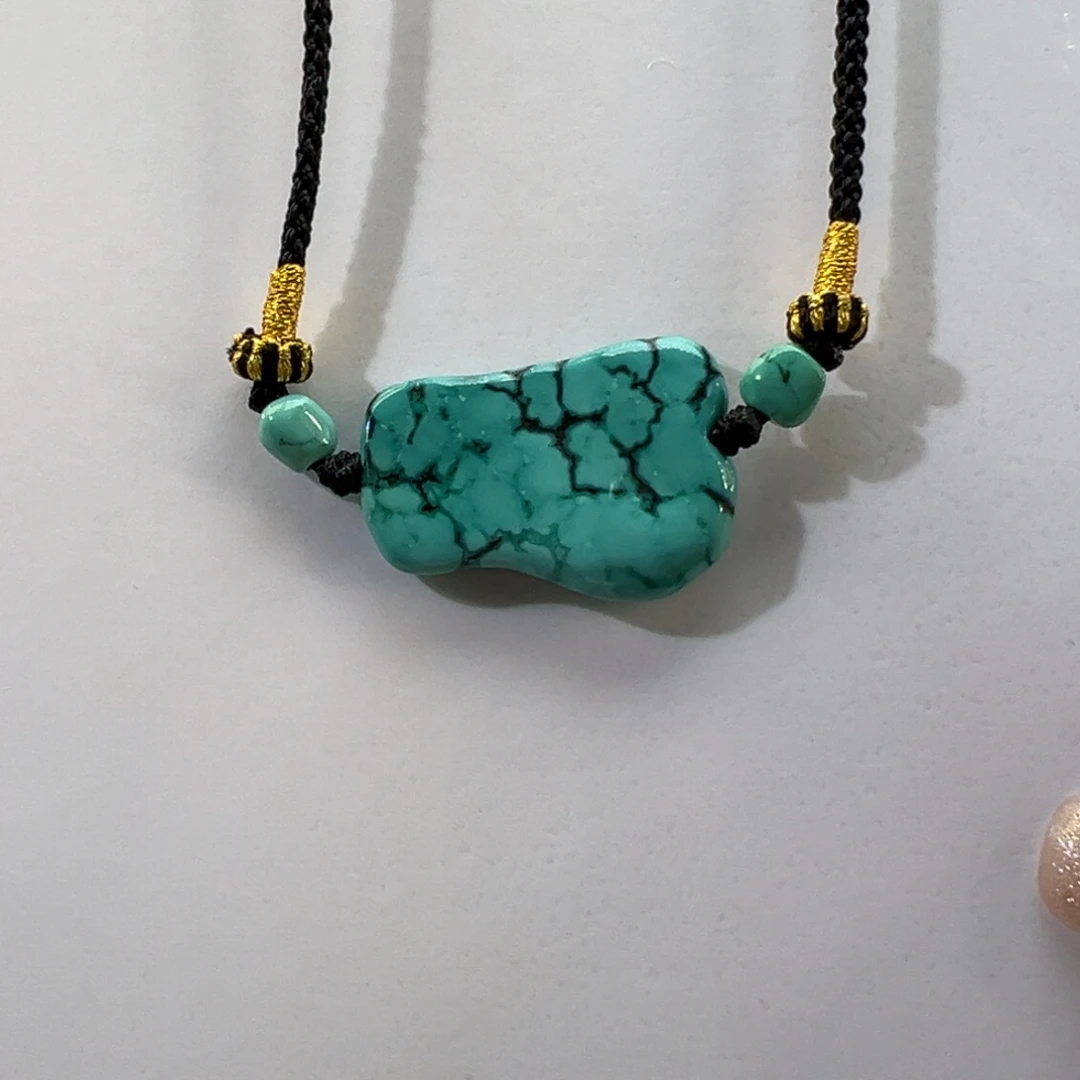 绿松石未镶嵌挂件