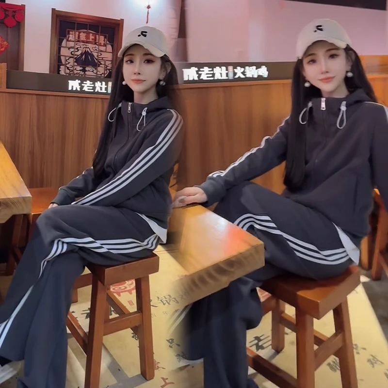 2025秋冬新款时尚显瘦气质网红高档套装女高级百搭宽松大码两件套