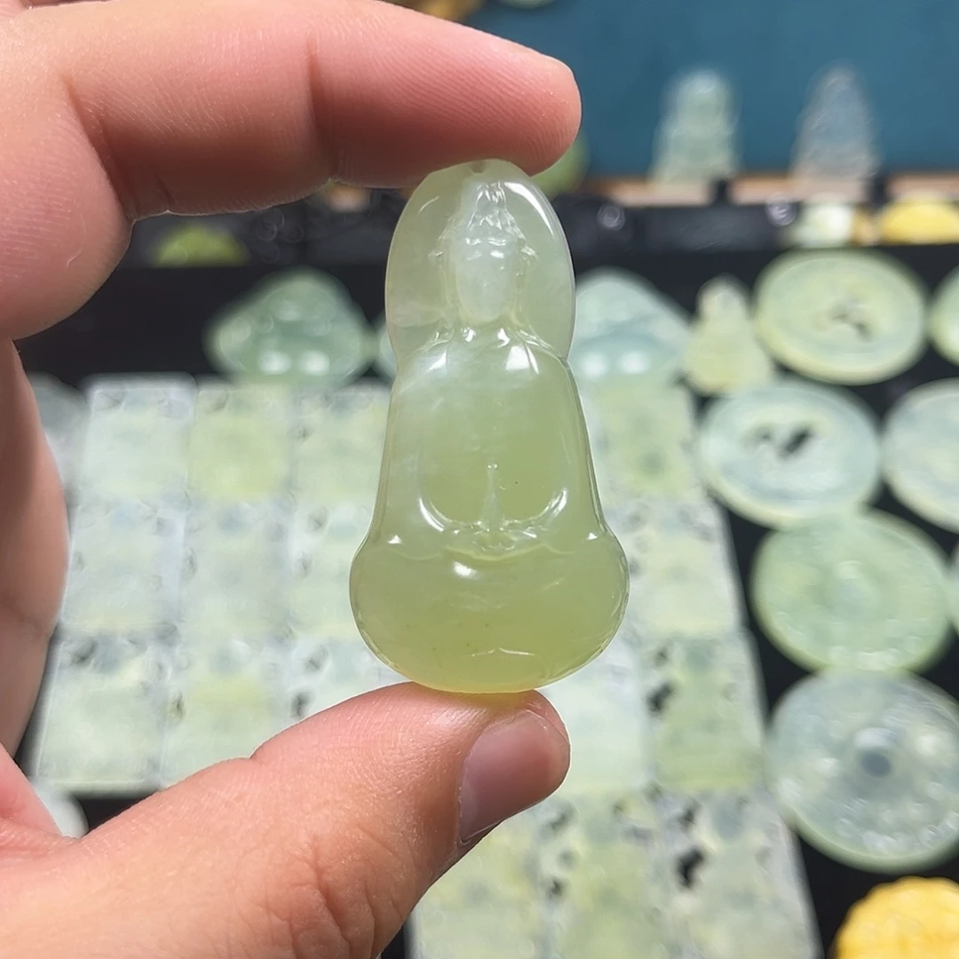 蛇纹石玉合金颈饰