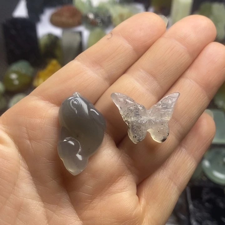 合金蛇纹石玉颈饰