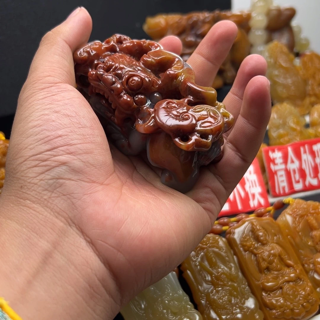 石英质玉（黄龙玉）未镶嵌多选发其一