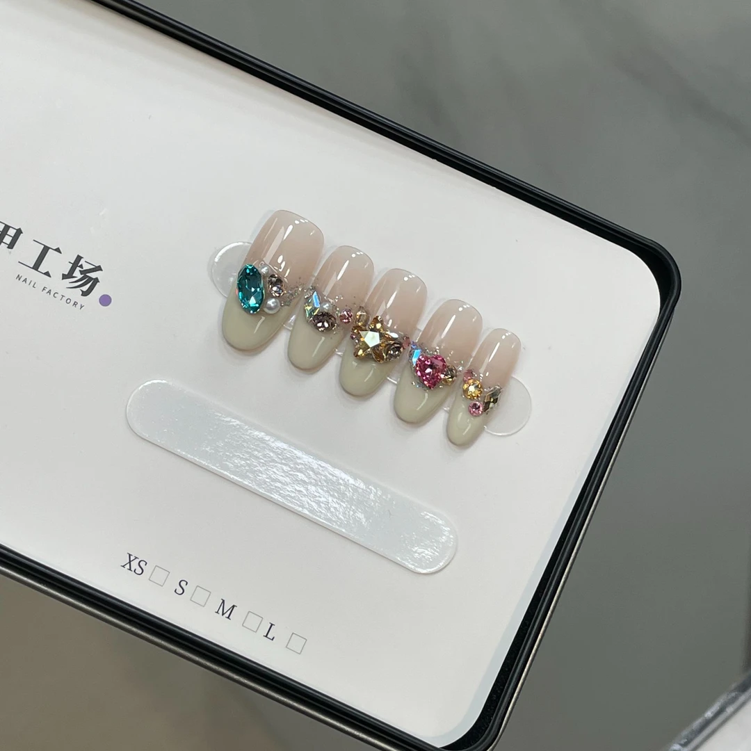 华子钻高奢系列 【钟意你】 纯手工手工穿戴甲（送高级工具包）