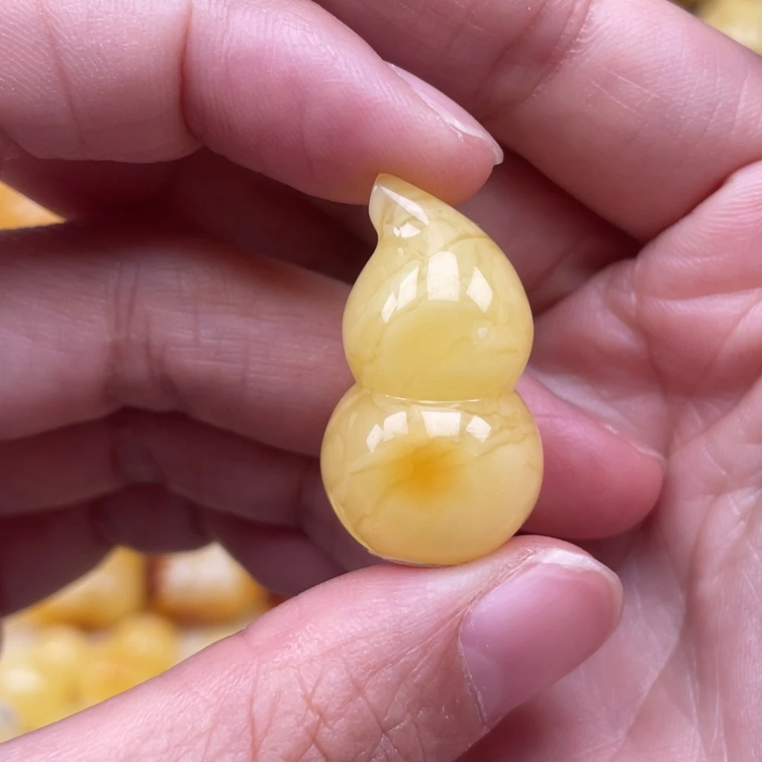 裸石琥珀未镶嵌蜜蜡
