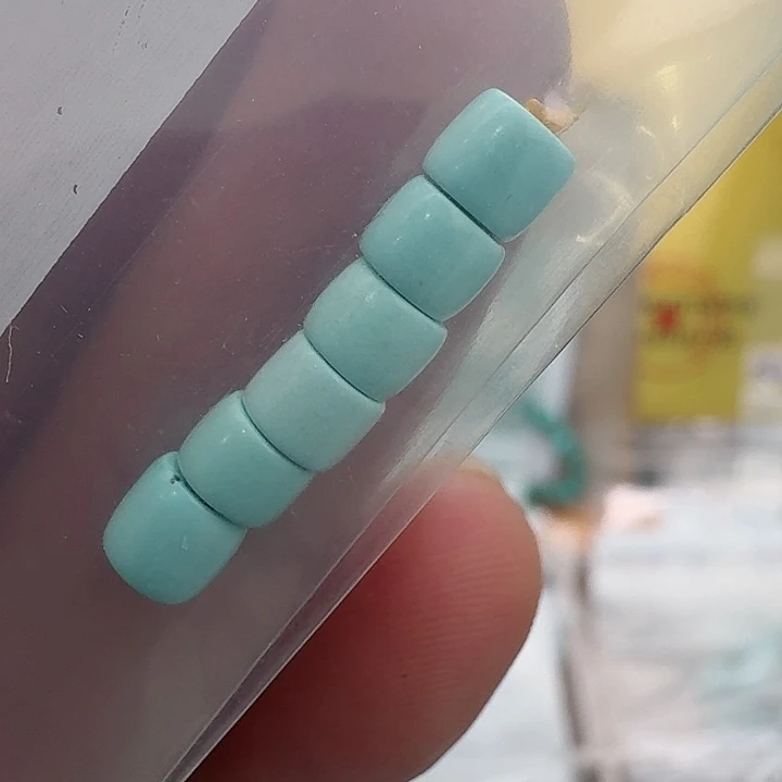 南红玛瑙配饰未镶嵌