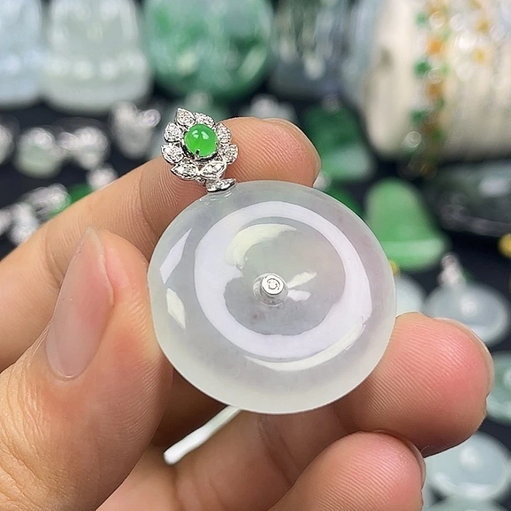 翡翠未镶嵌颈饰缅甸天然翡翠