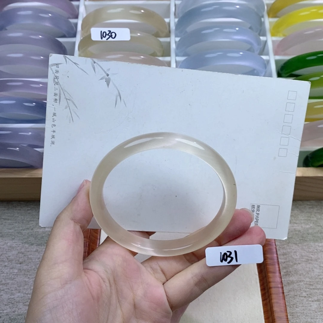 玛瑙/玉髓未镶嵌手镯62.8