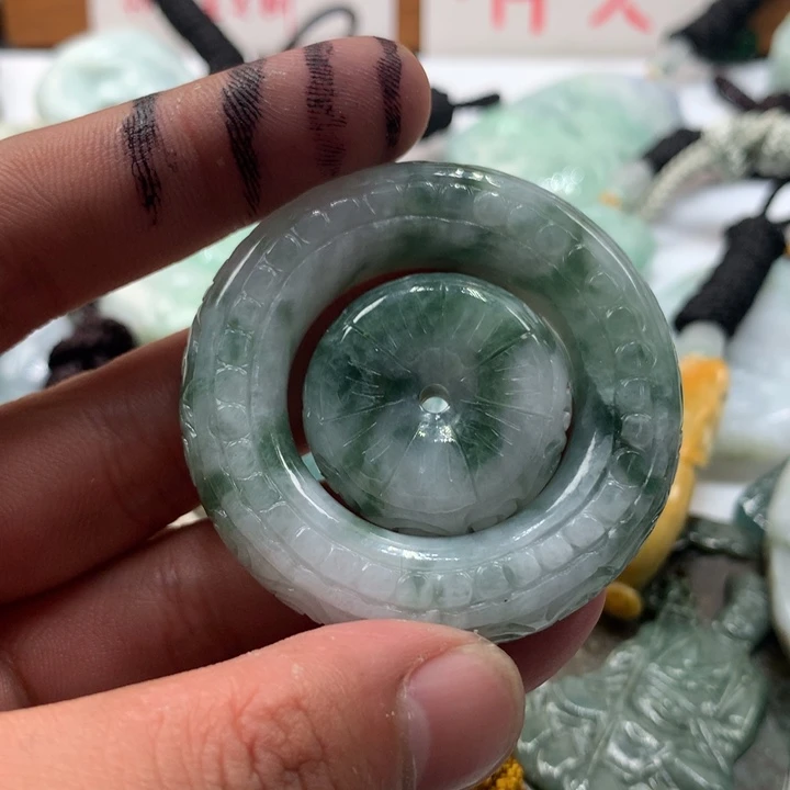 颈饰未镶嵌翡翠保真天然a货翡翠