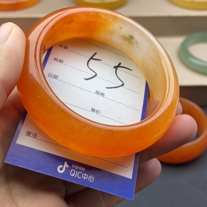 石英质玉未镶嵌手镯