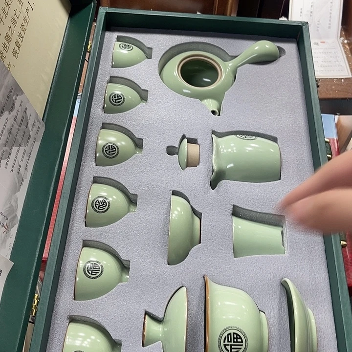 孤品茶具。