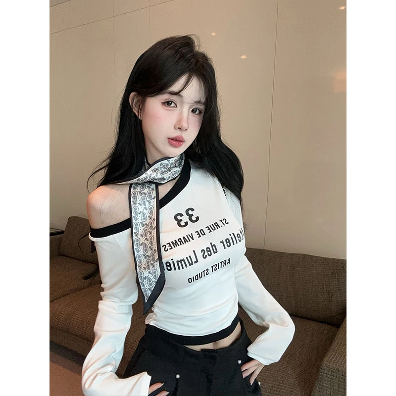 2025秋季新款辣妹千禧撞色斜肩字母印花上衣配高腰拖地休闲裤套装