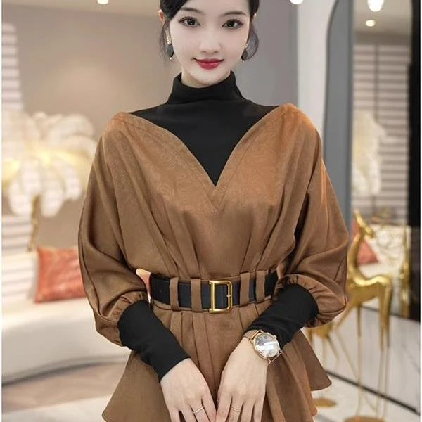 初秋穿搭高级感2025早秋新款上衣法式轻奢气质假两件带腰带衬衫