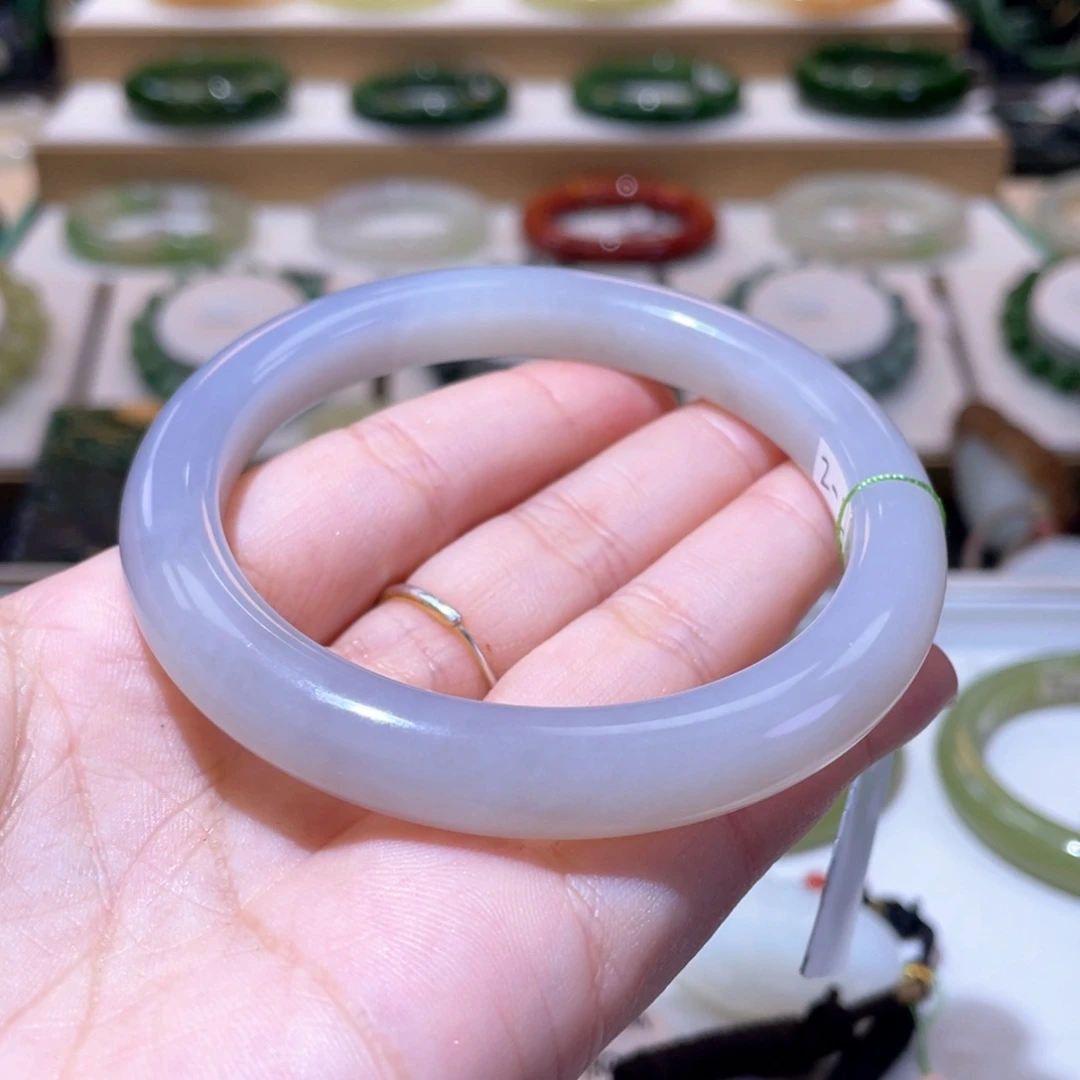 和田玉未镶嵌颈饰高品烟紫手镯61/62