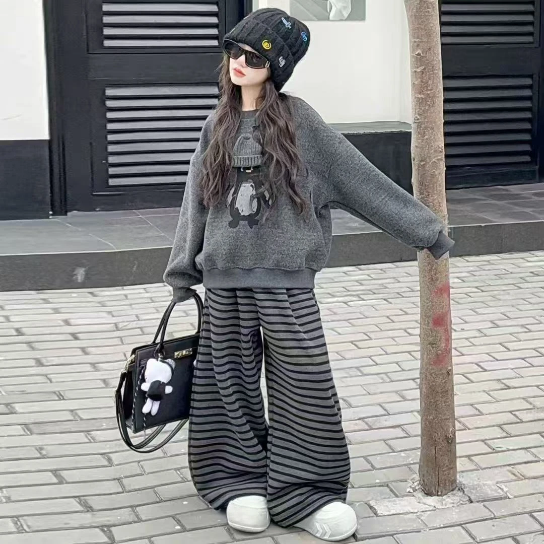 新上冬款女童加绒加厚卫衣条纹裤两件套中大童时尚百搭