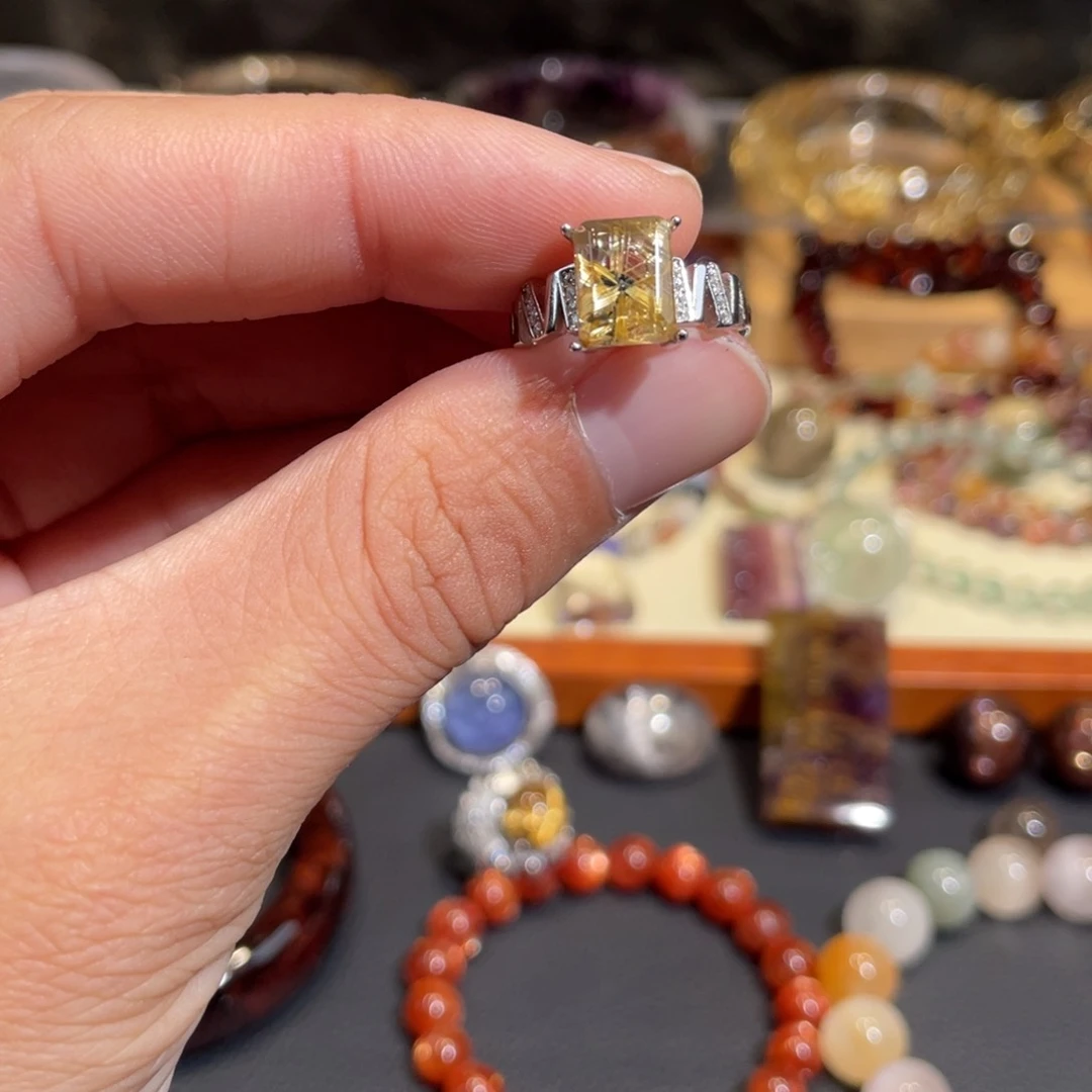 未镶嵌戒指水晶1