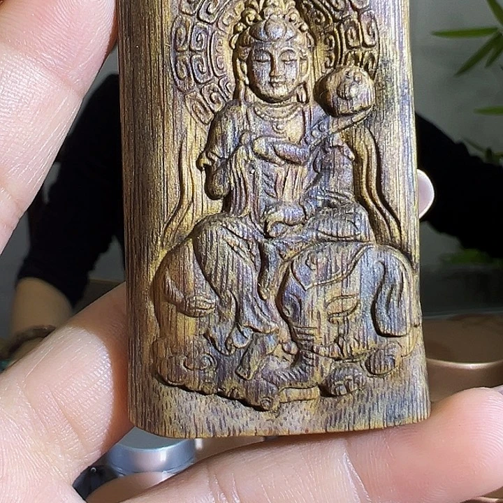 沉香沉香碎屑平安无事牌普贤