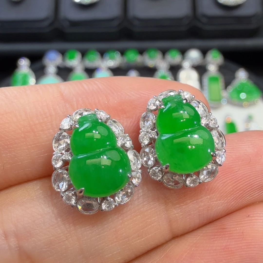 翡翠18K金镶嵌耳饰收到货48小时鉴赏期