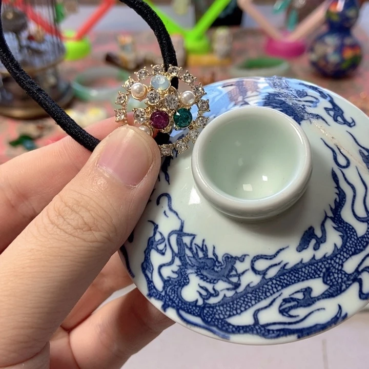 瓷片不会哈哈哈哈哈哈哈哈哈哈哈哈