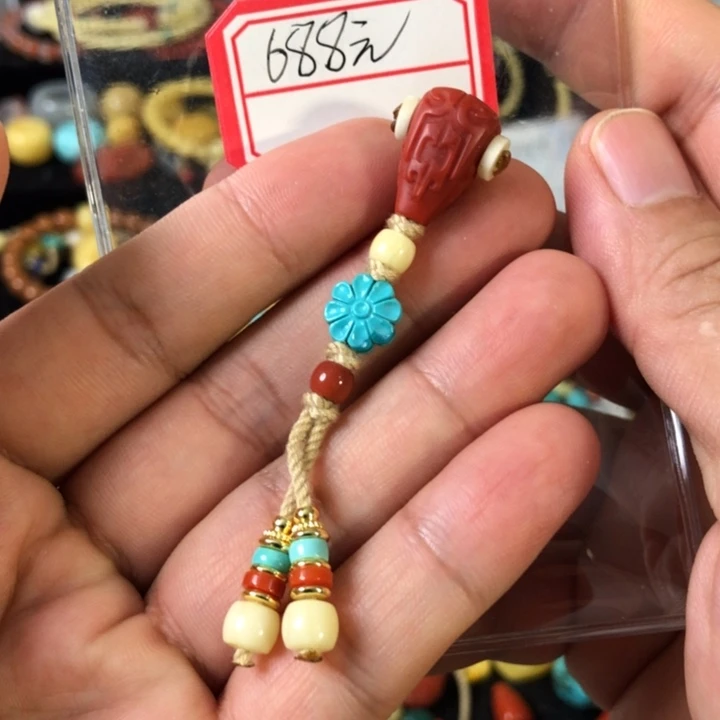 南红玛瑙未镶嵌珠宝奇石