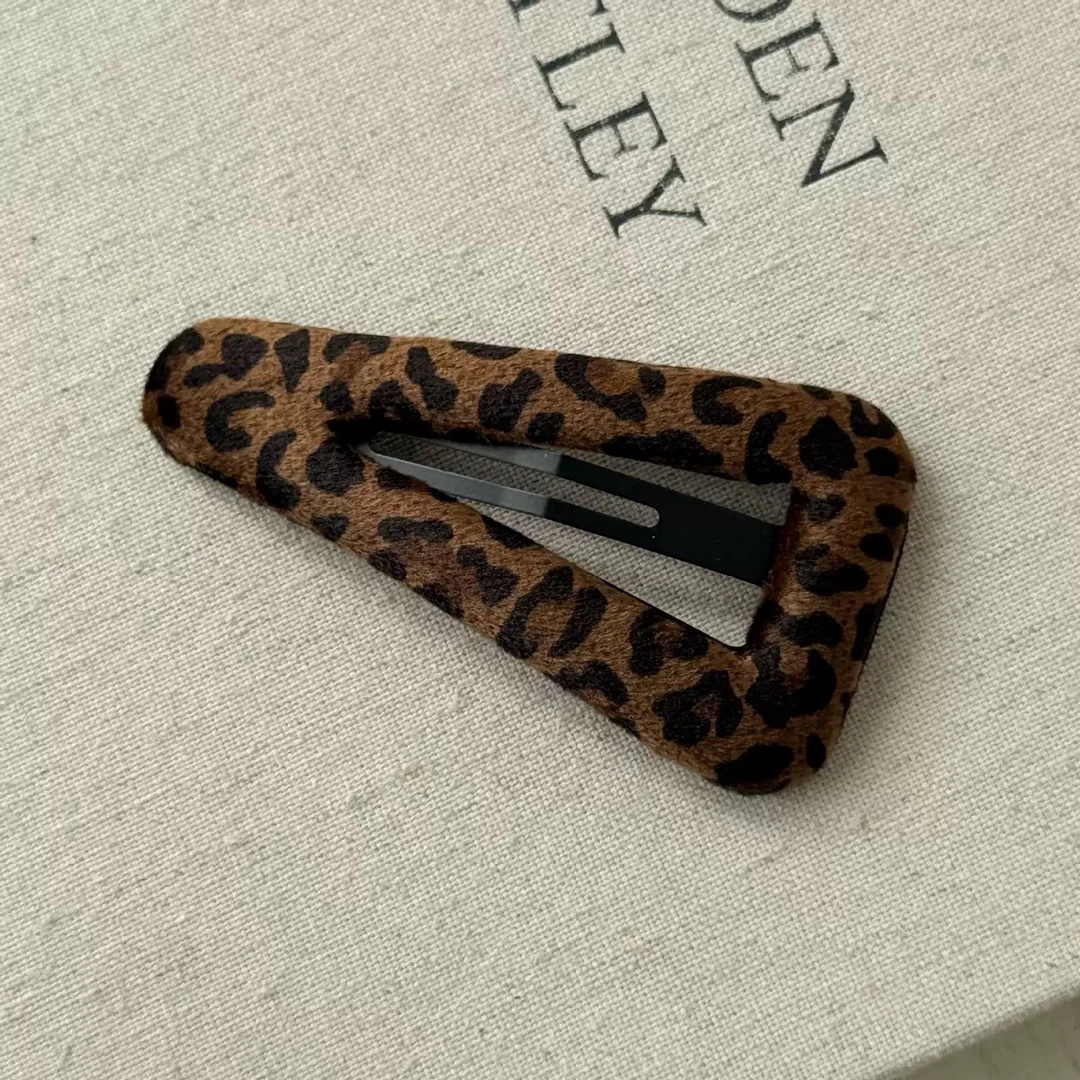 豹纹大三角BB夹 韩系简约百搭款侧边碎发刘海夹秋冬发饰女