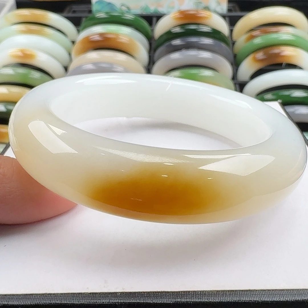 和田玉手镯未镶嵌56，57性价比超高！错过不再有