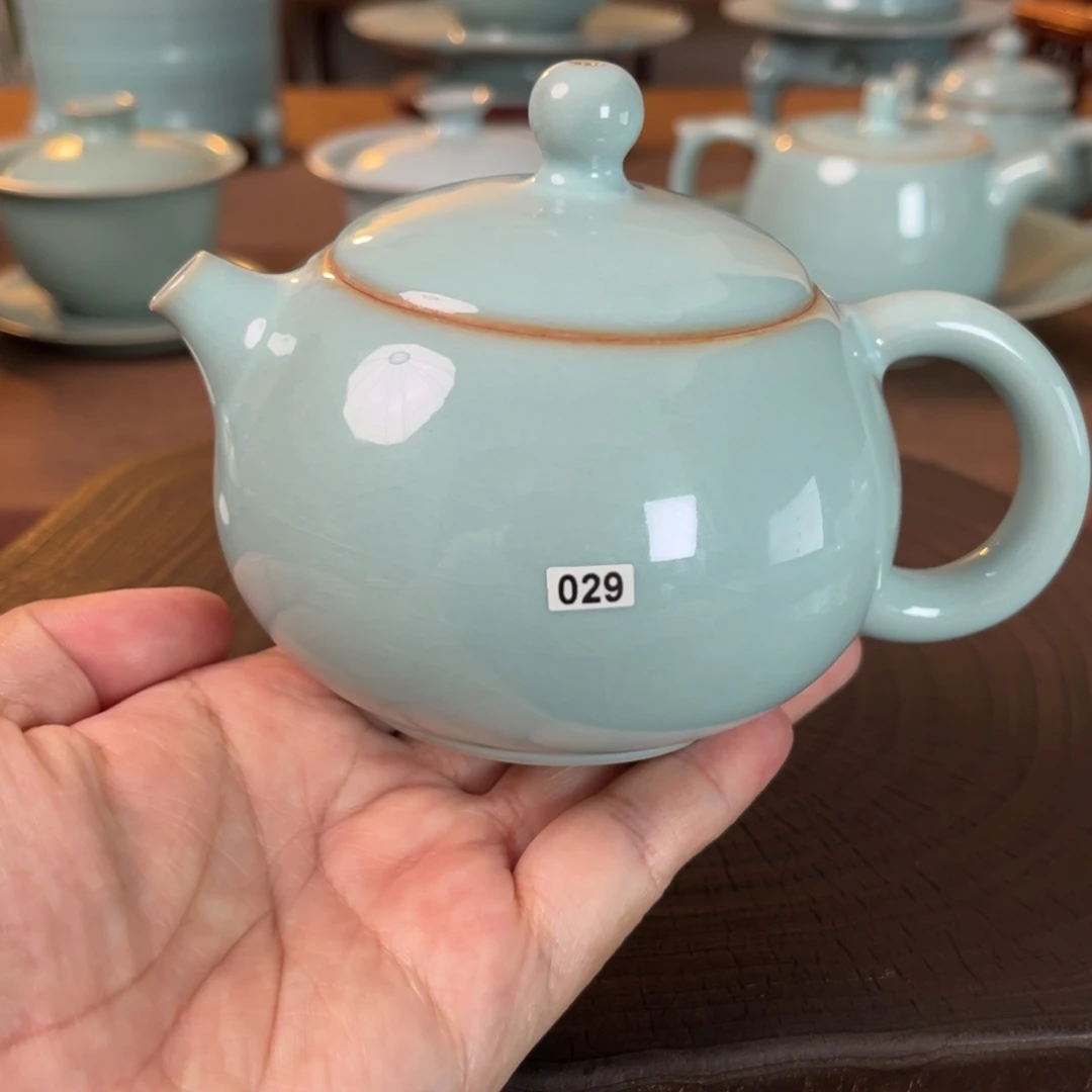 微瑕029原矿汝官窑作品