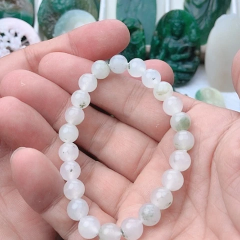 独山玉未镶嵌吊坠(不含链)唐*生