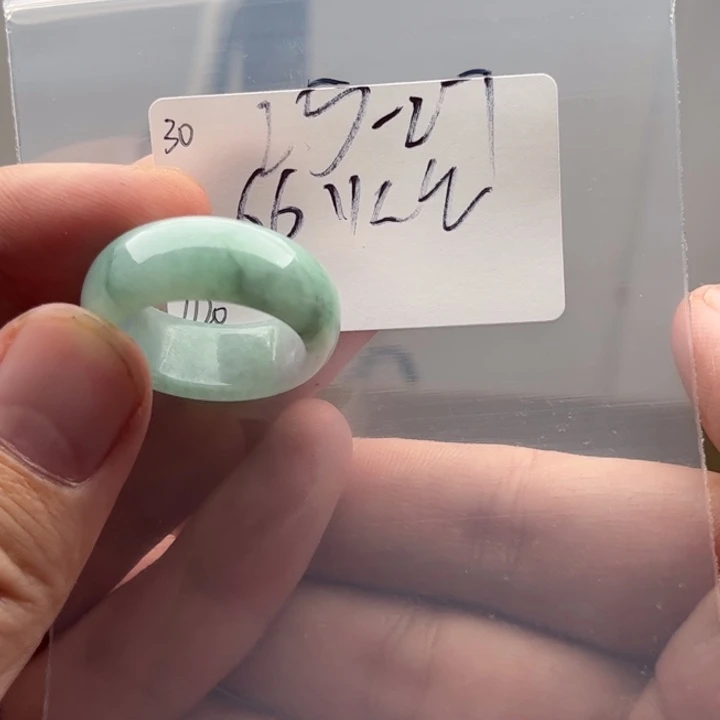 定制翡翠戒指未镶嵌
