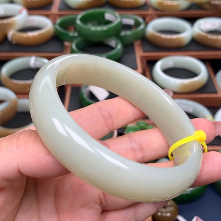 和田玉6970圈口未镶嵌