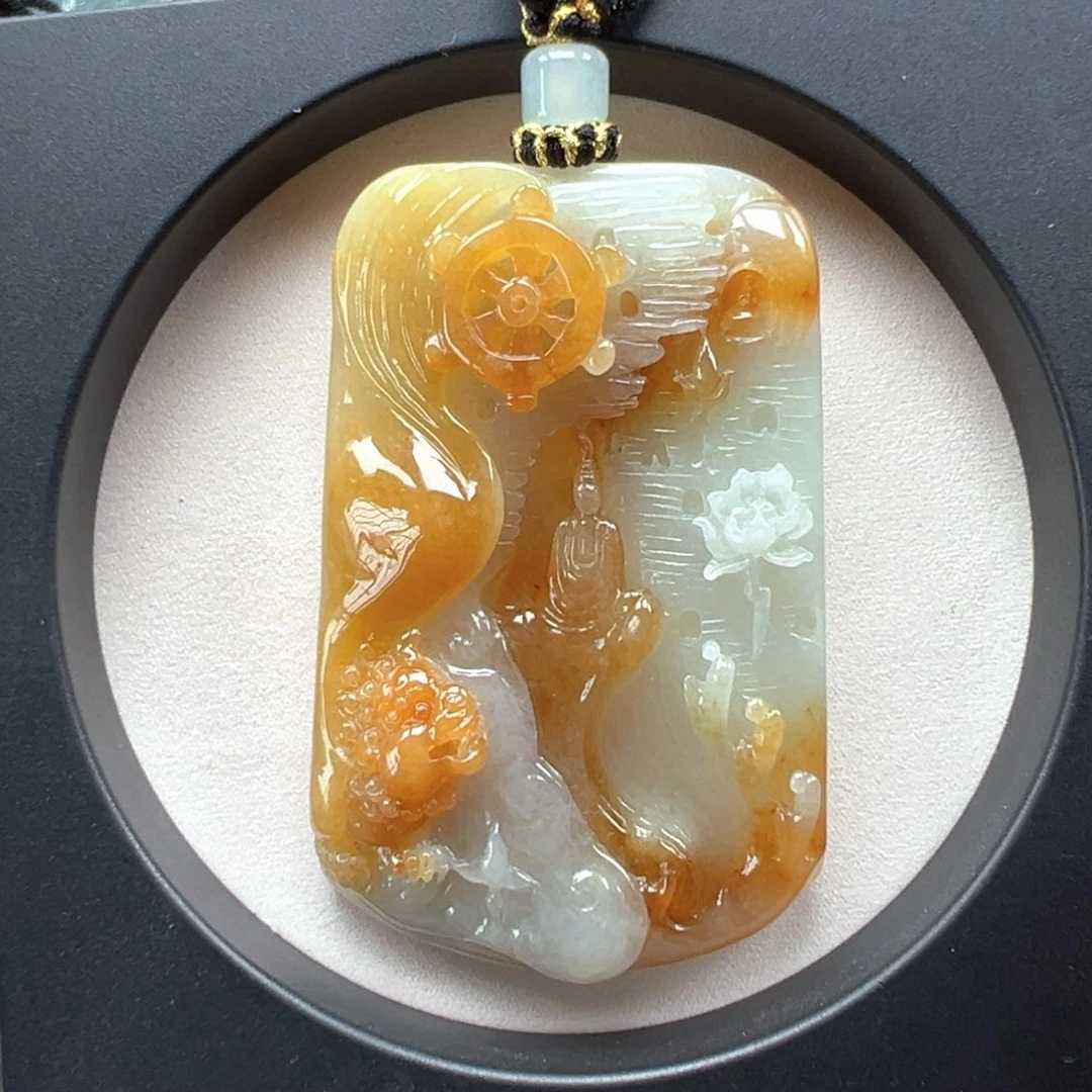 翡翠未镶嵌颈饰文殊