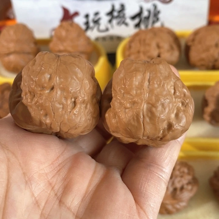 文玩核桃把件古蝉精对 33 35
