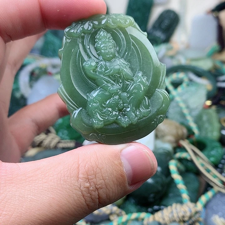 未镶嵌和田玉挂件东**宝
