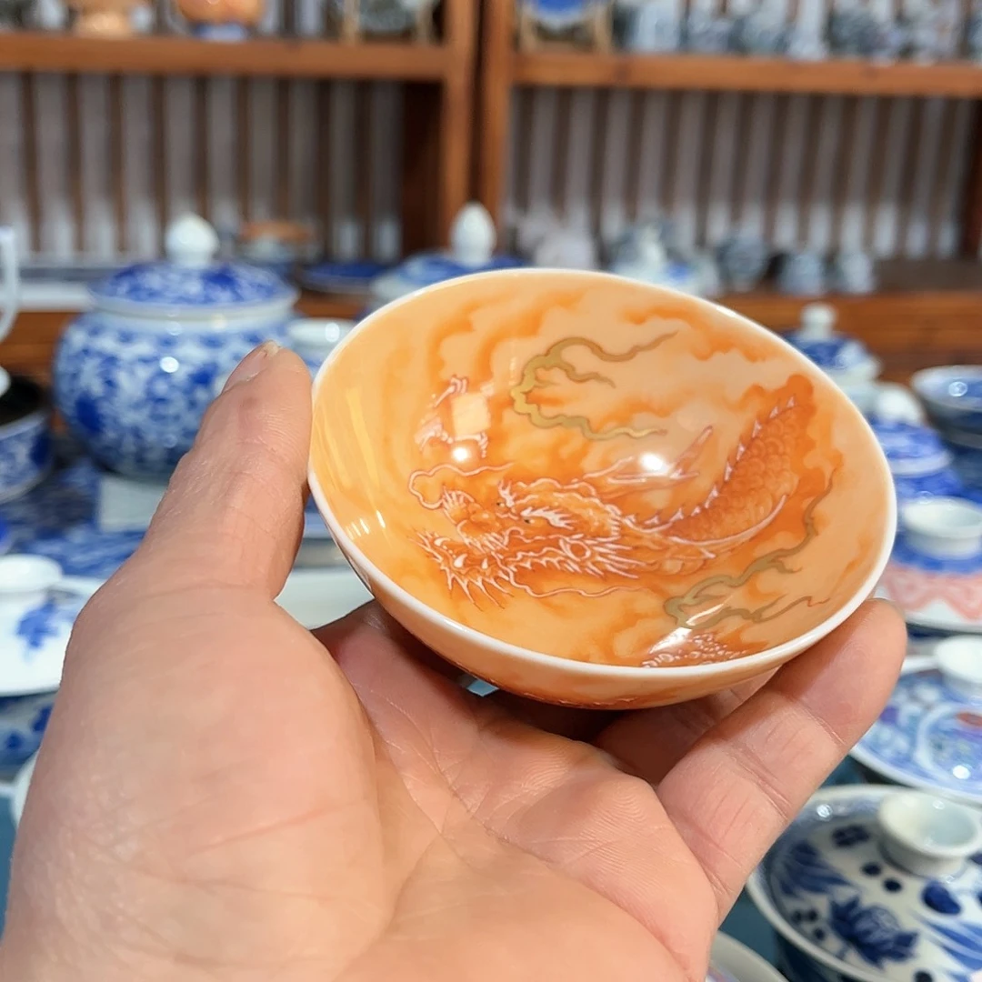 矾红龙纹普洱杯手绘