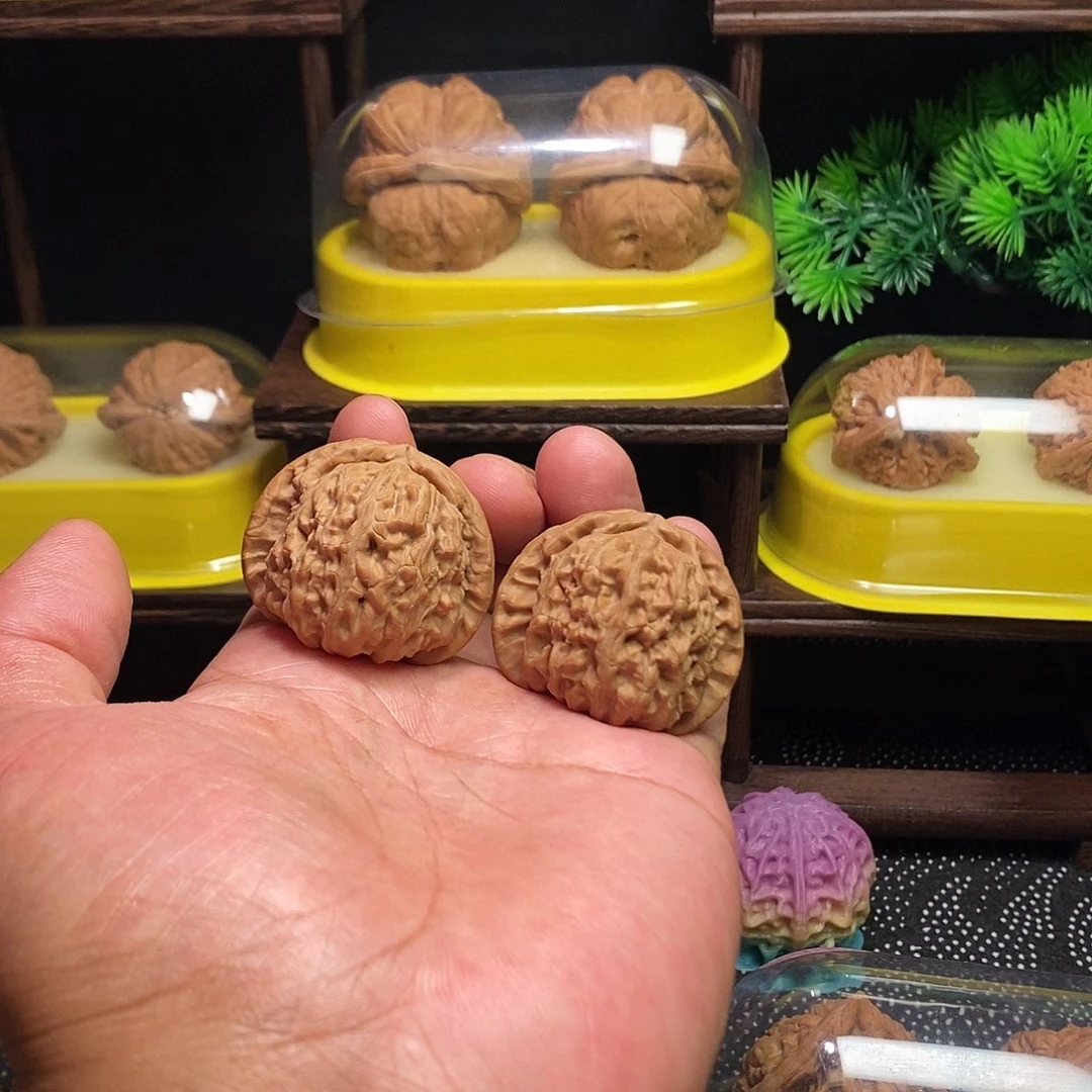 把件文玩核桃球白
