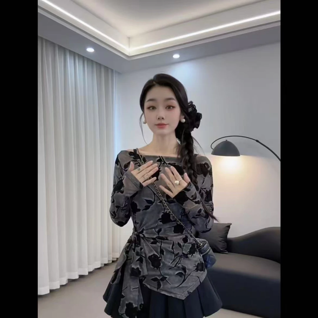 韩系精致灰色下摆开叉不规则设计圆领长袖T恤女秋季新款显瘦上衣