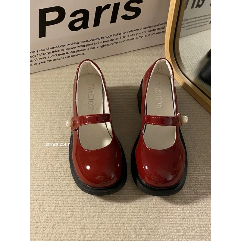 黑色百搭英伦风小皮鞋女款2025春季新款复古法式厚底珍珠玛丽珍鞋