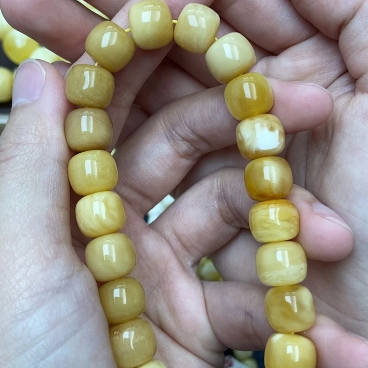 琥珀未镶嵌珠宝奇石12