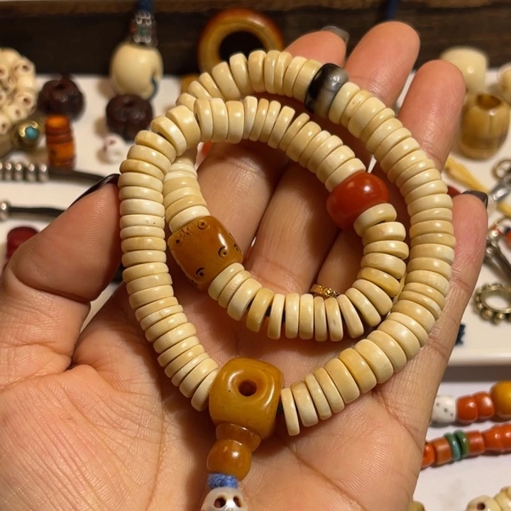 玻璃颈饰喜欢的朋友们可以