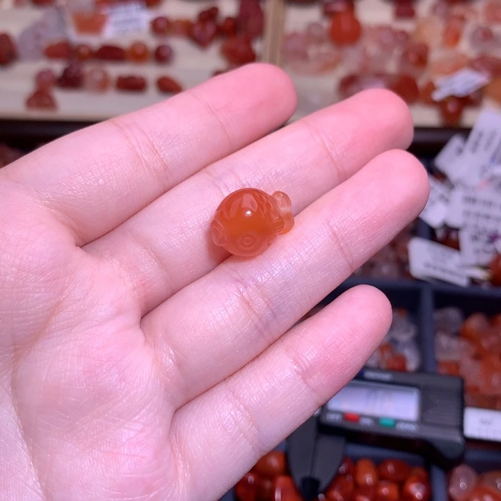 南红玛瑙未镶嵌珠宝半成品嘟嘟鱼