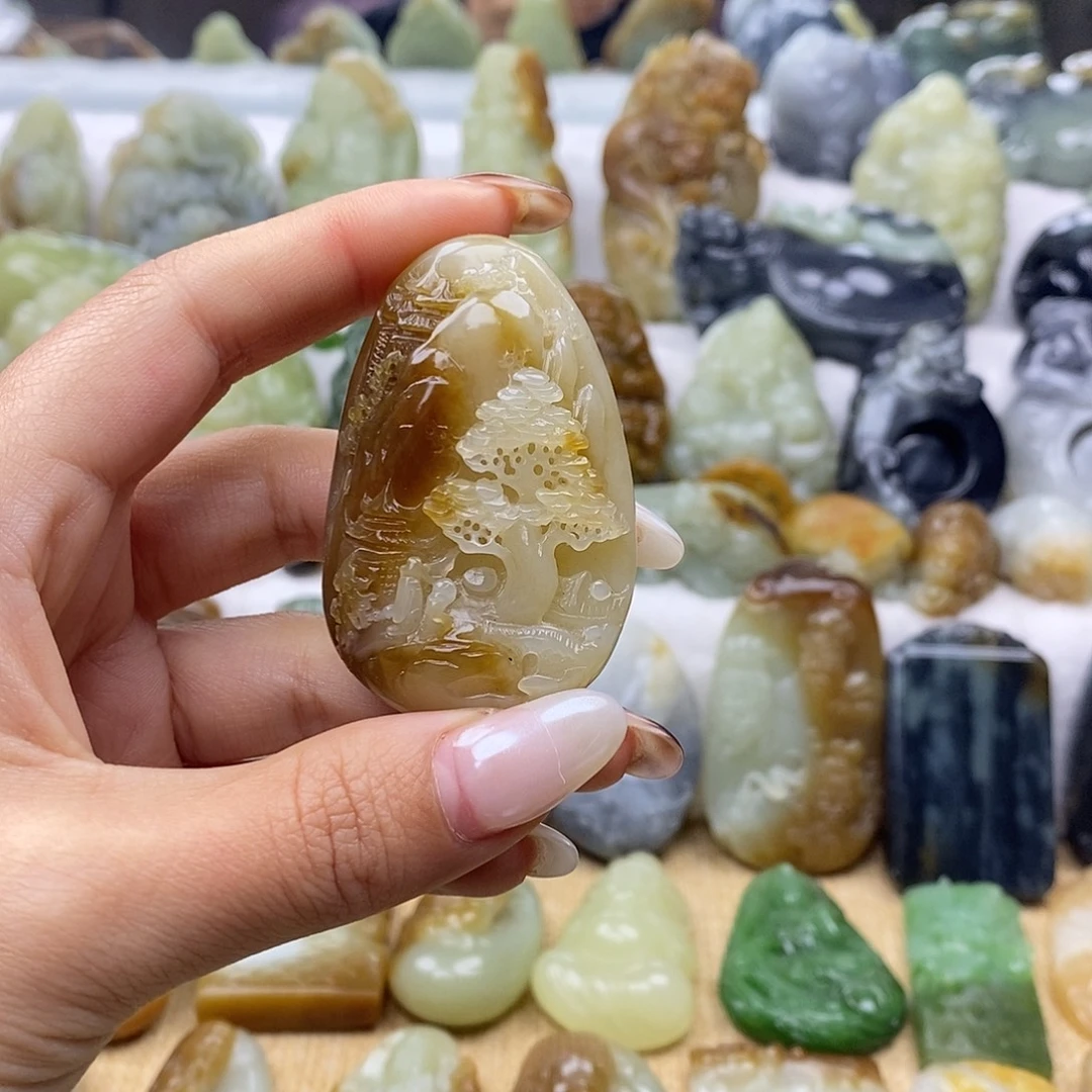 和田玉未镶嵌颈饰