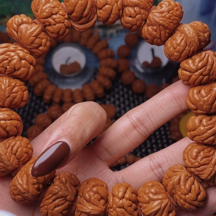 心***上吊坠文玩核桃龙纹桃核手串