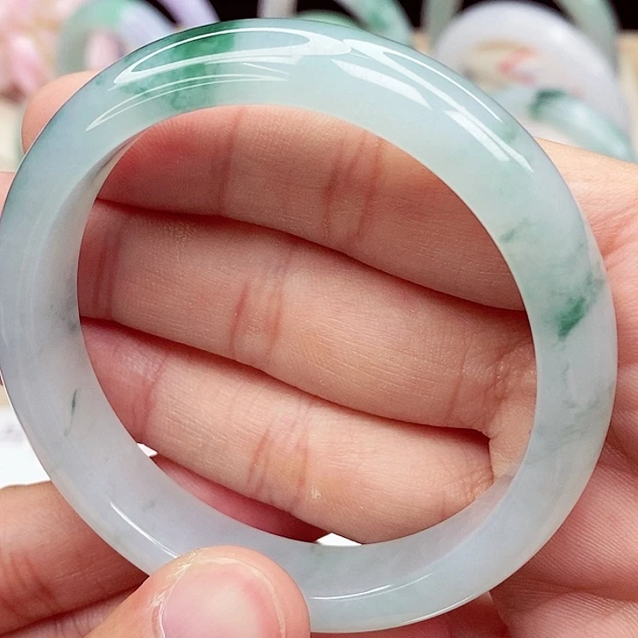 翡翠手镯未镶嵌54.5圈口