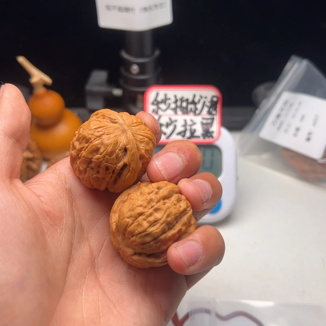 桃核吊坠q****4哈哈哈哈哈哈哈哈哈哈