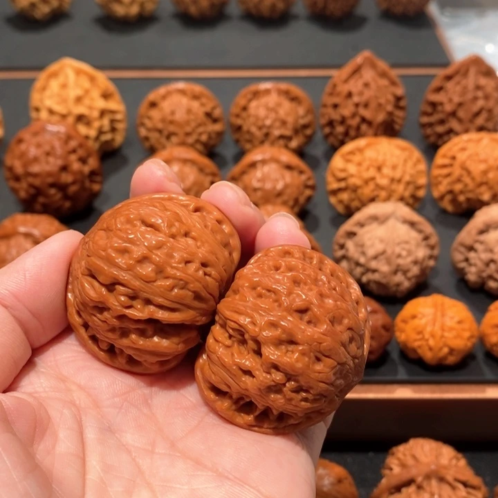 文玩核桃吊坠俗*泥鳅背822