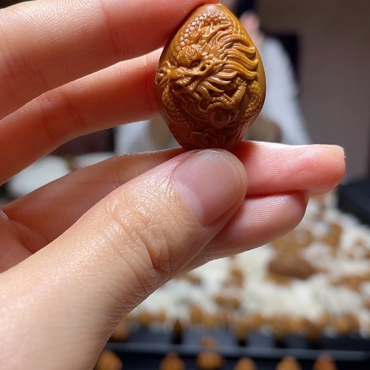 橄榄核吊坠橄榄 龙