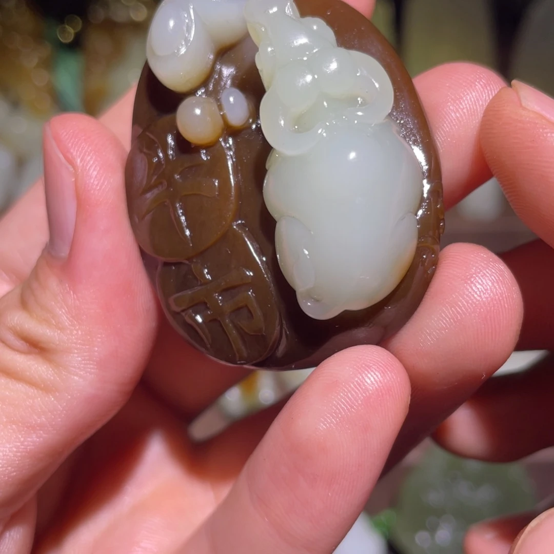 颈饰未镶嵌和田玉